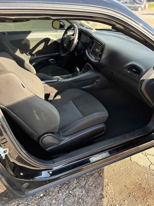 2018 Dodge Challenger 3rd Gen - Image 8 of 9