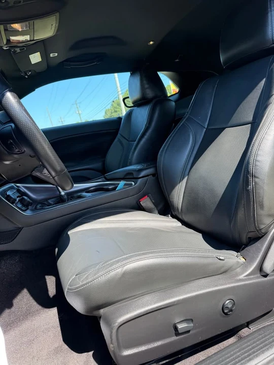 2018 Dodge Challenger 3rd Gen - Image 9 of 15