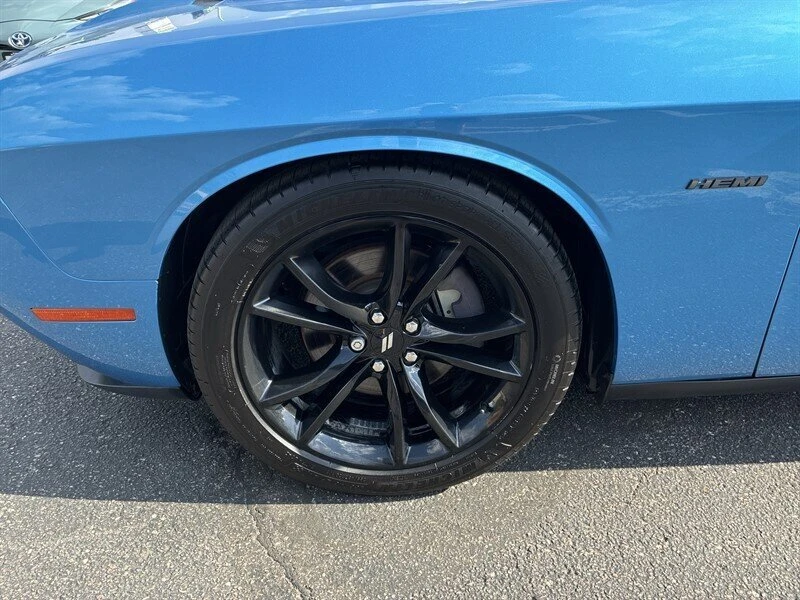 2018 Dodge Challenger 3rd Gen - Image 9 of 14