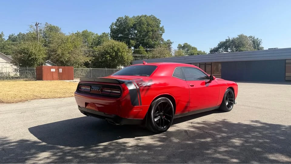 2018 Dodge Challenger 3rd Gen - Image 5 of 10