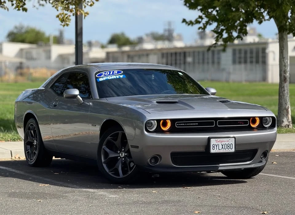 2018 Dodge Challenger 3rd Gen - Image 2 of 18