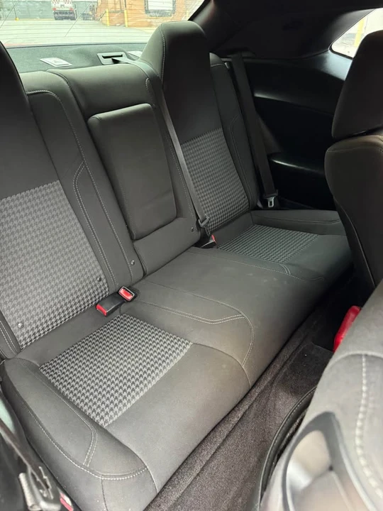 2018 Dodge Challenger 3rd Gen - Image 10 of 16