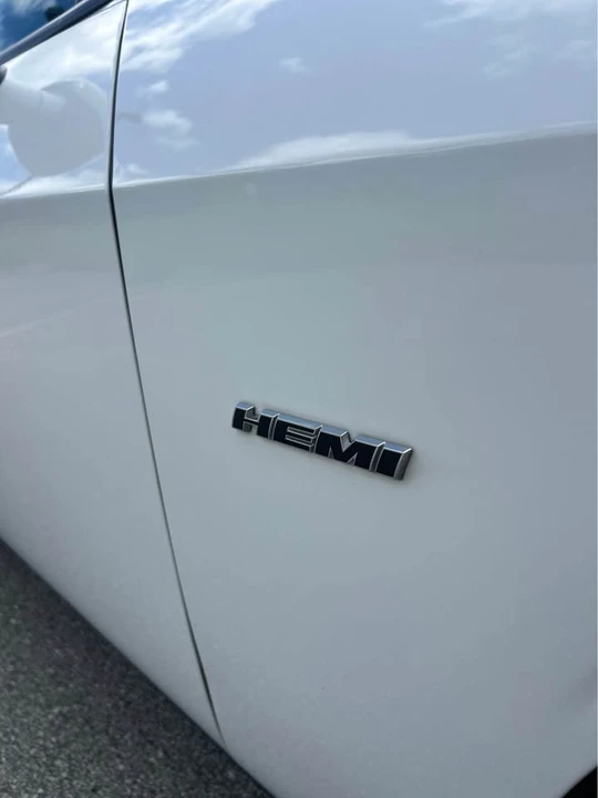 2018 Dodge Challenger 3rd Gen - Image 5 of 12