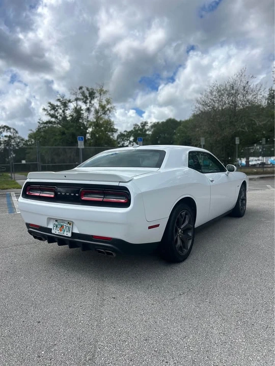 2018 Dodge Challenger 3rd Gen - Image 6 of 12