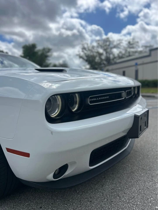2018 Dodge Challenger 3rd Gen - Image 2 of 11