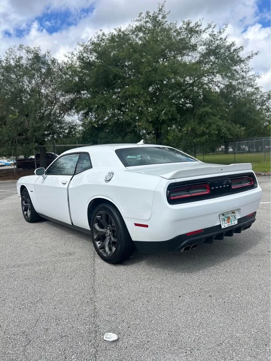 2018 Dodge Challenger 3rd Gen - Image 7 of 11