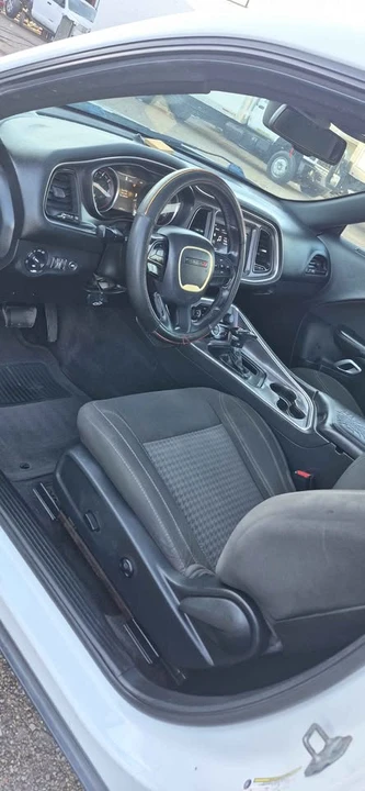 2018 Dodge Challenger 3rd Gen - Image 10 of 20