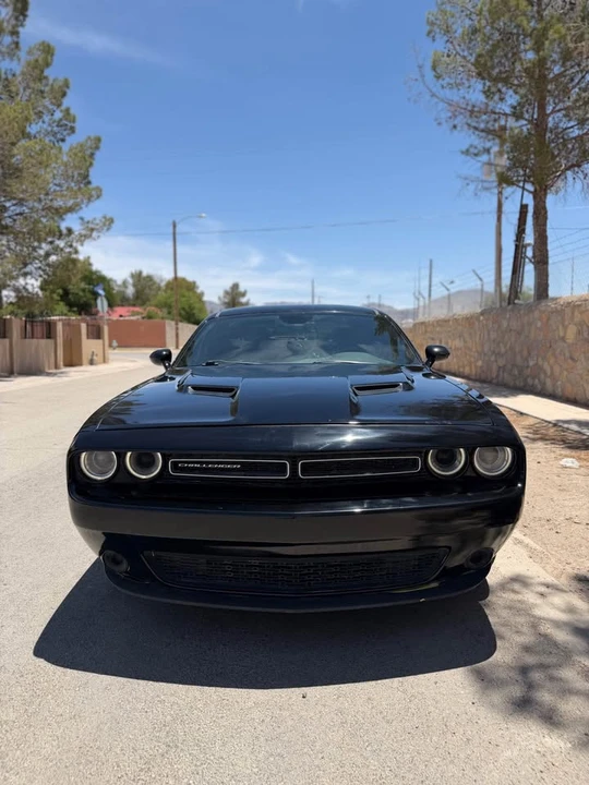 2018 Dodge Challenger 3rd Gen - Image 2 of 7
