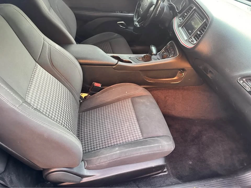 2018 Dodge Challenger 3rd Gen - Image 6 of 17