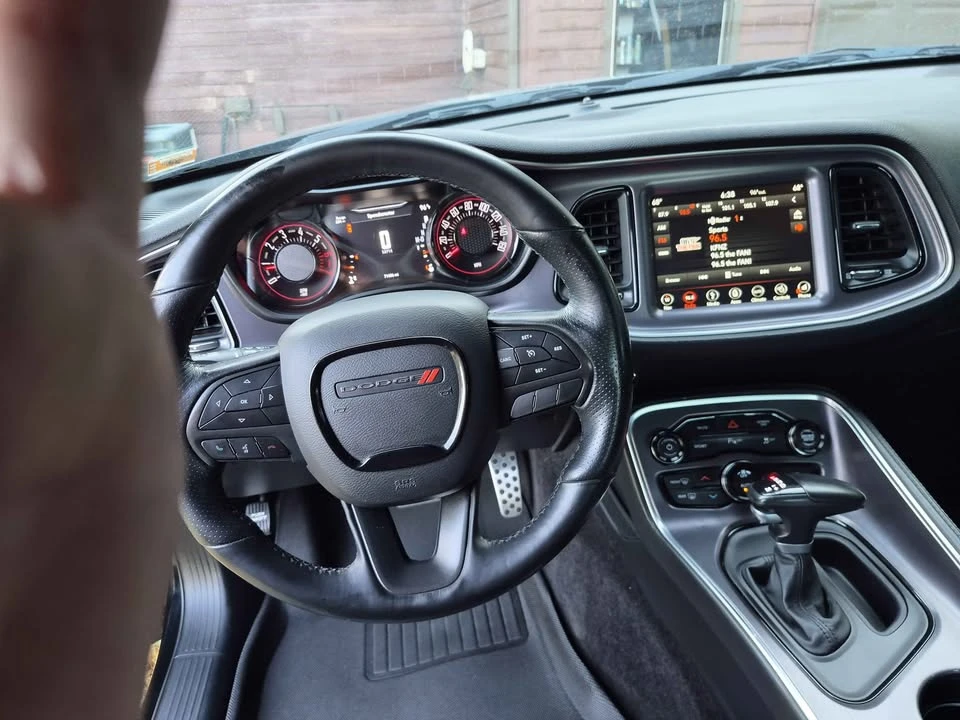 2018 Dodge Challenger 3rd Gen - Image 10 of 13