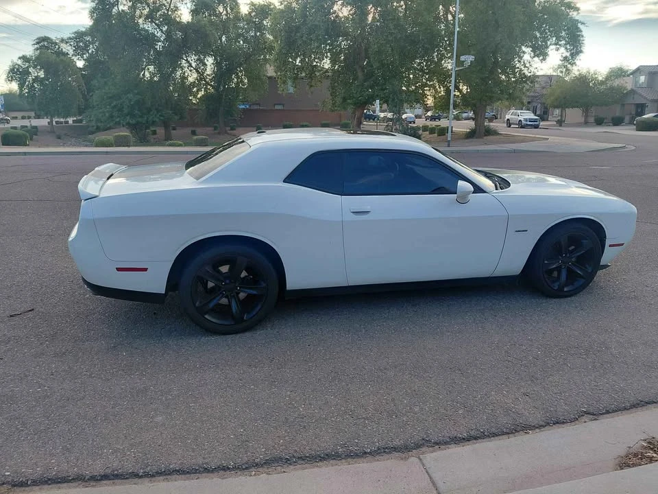 2018 Dodge Challenger 3rd Gen - Image 9 of 18
