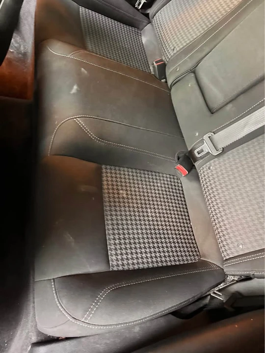 2018 Dodge Challenger 3rd Gen - Image 5 of 18