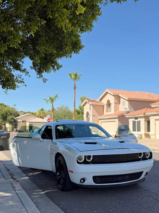 2018 Dodge Challenger 3rd Gen - Image 5 of 10