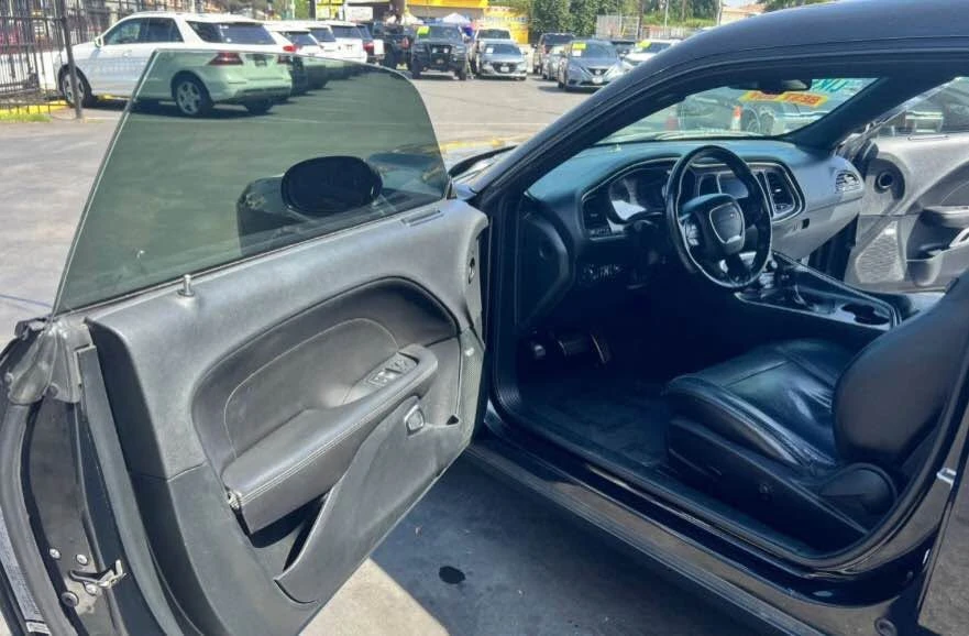 2018 Dodge Challenger 3rd Gen - Image 6 of 10