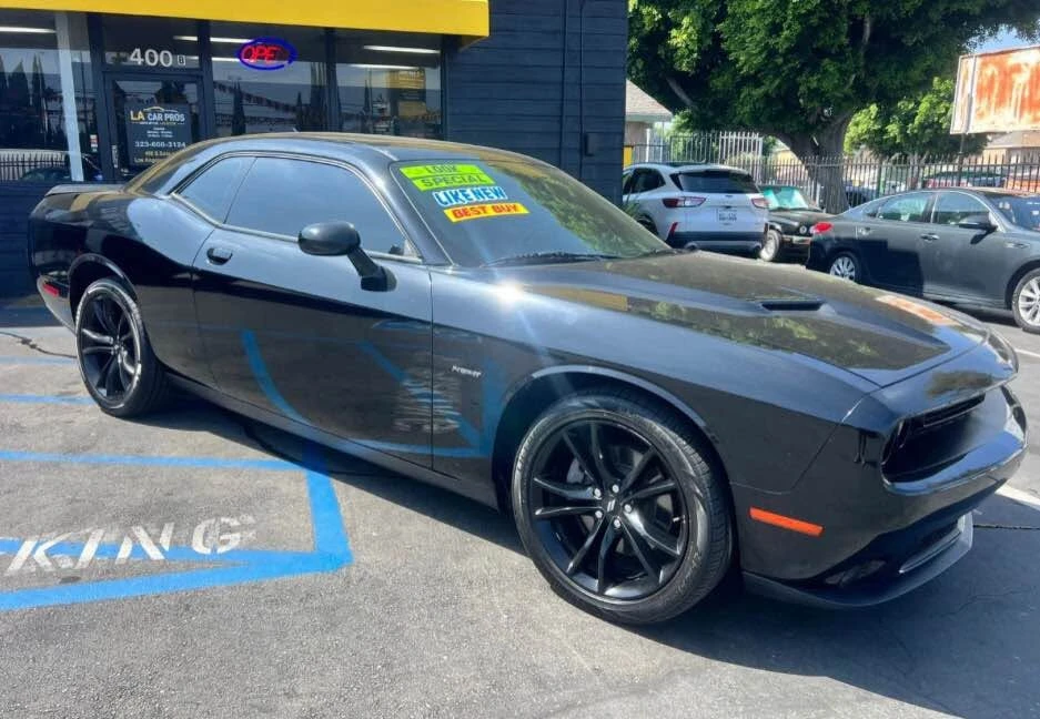 2018 Dodge Challenger 3rd Gen - Image 2 of 10
