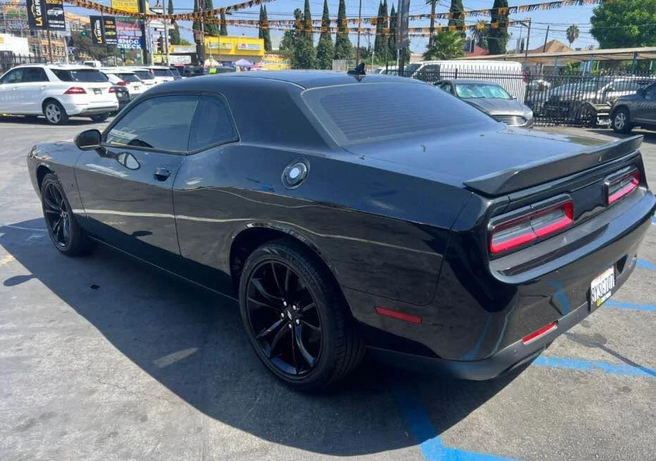 2018 Dodge Challenger 3rd Gen - Image 4 of 10