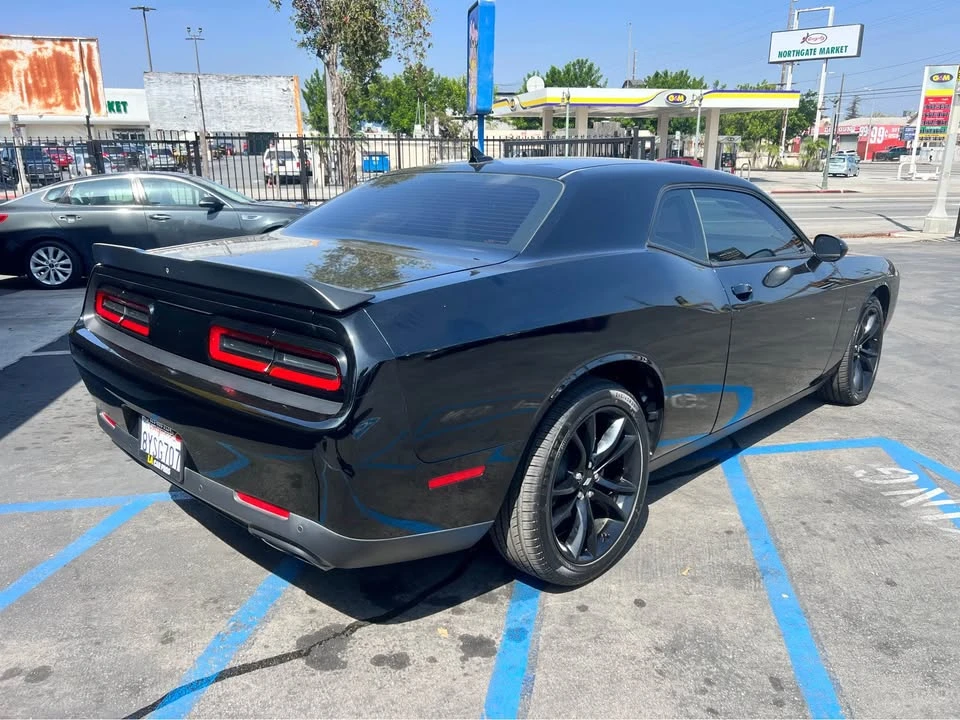 2018 Dodge Challenger 3rd Gen - Image 6 of 7