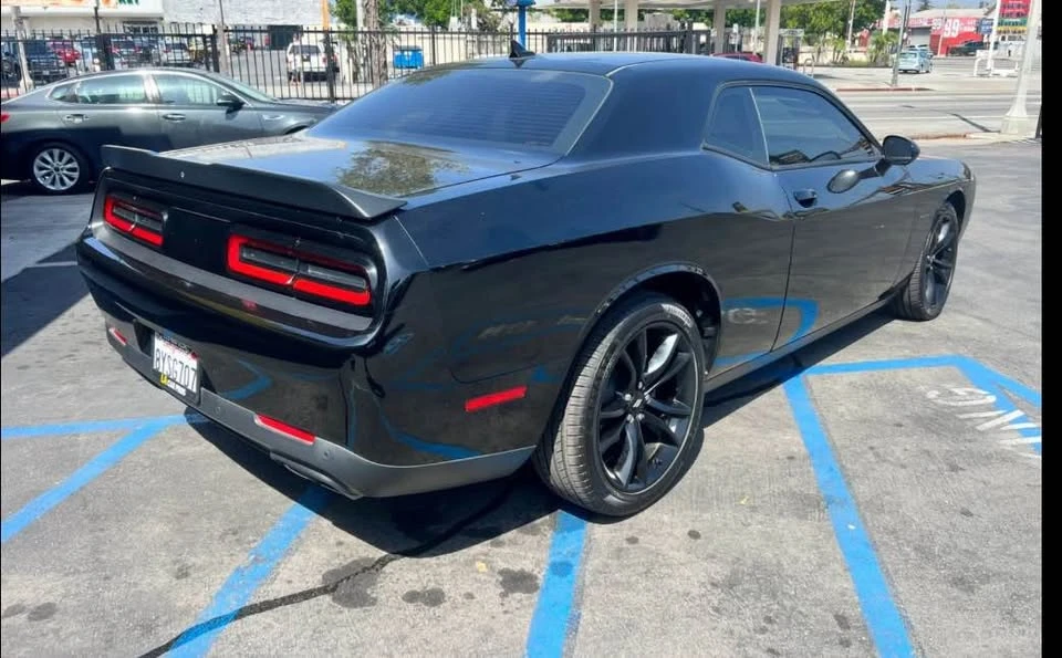 2018 Dodge Challenger 3rd Gen - Image 5 of 7