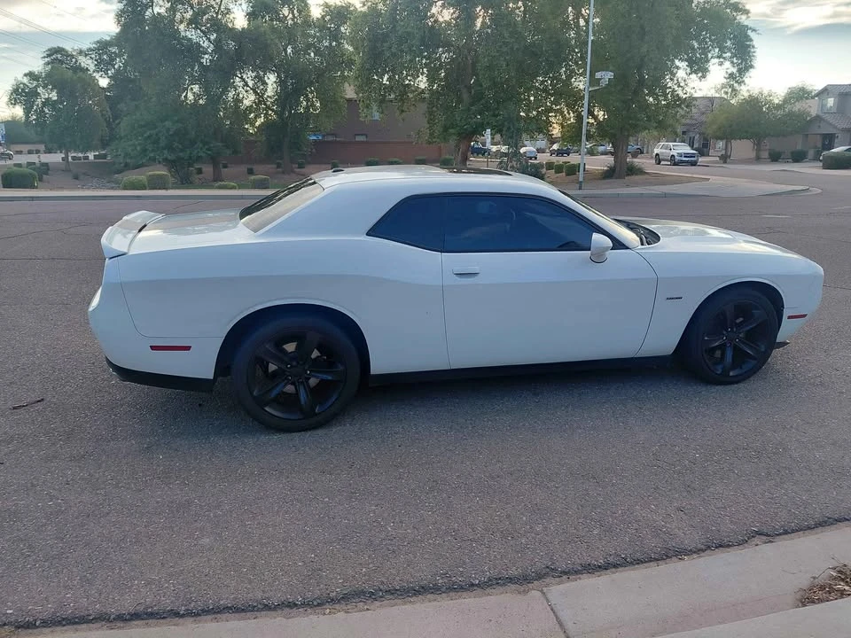 2018 Dodge Challenger 3rd Gen - Image 9 of 18