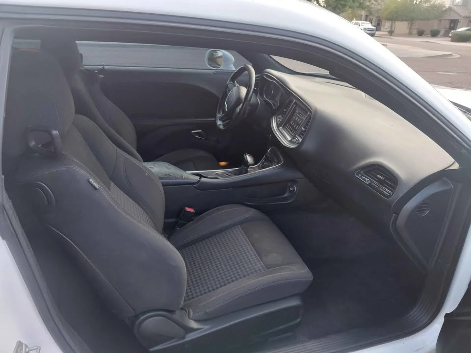 2018 Dodge Challenger 3rd Gen - Image 16 of 18