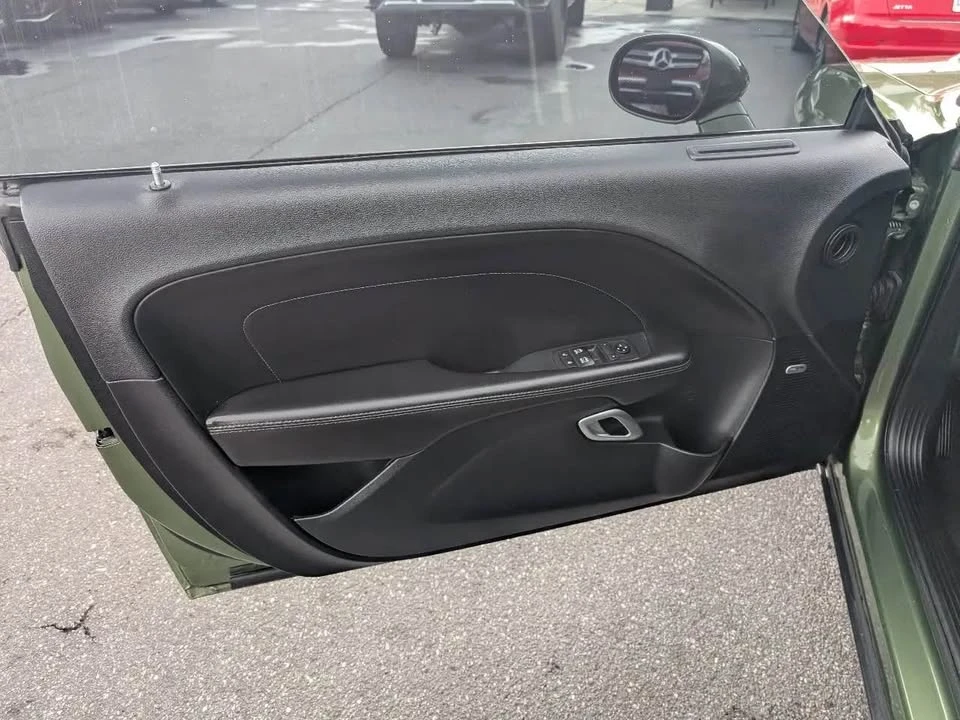 2018 Dodge Challenger 3rd Gen - Image 5 of 11