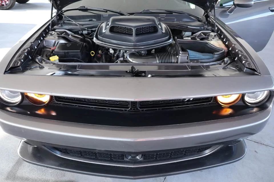 2018 Dodge Challenger 3rd Gen - Image 14 of 15
