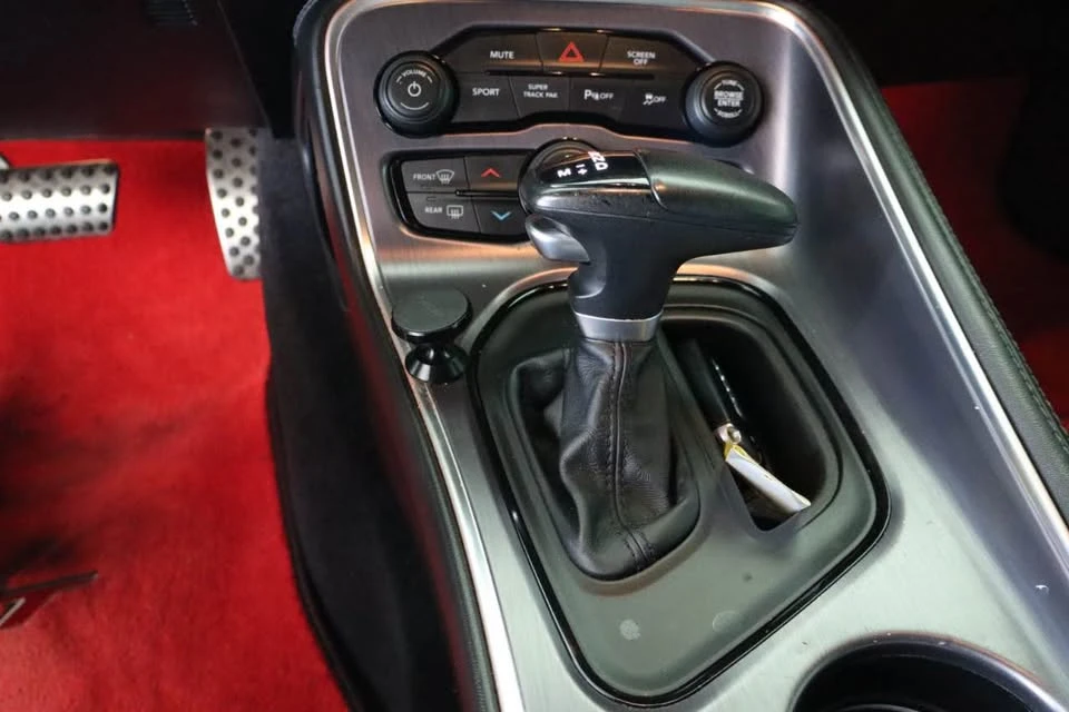2018 Dodge Challenger 3rd Gen - Image 10 of 15