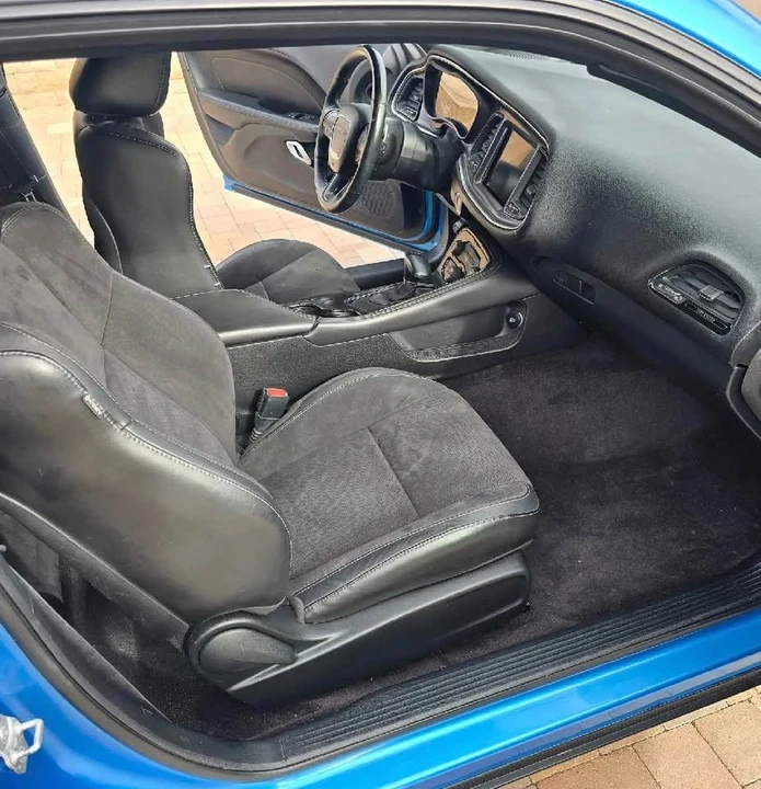 2018 Dodge Challenger 3rd Gen - Image 15 of 16