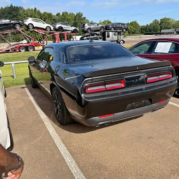 2018 Dodge Challenger R/T Plus Shaker
