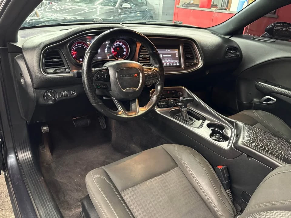 2018 Dodge Challenger 3rd Gen - Image 10 of 20