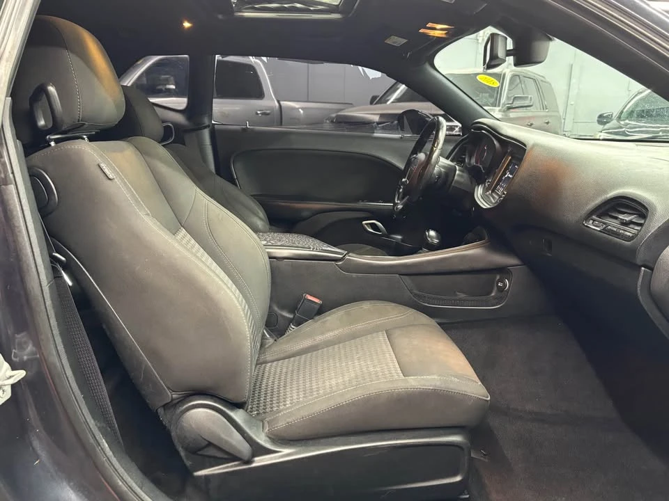 2018 Dodge Challenger 3rd Gen - Image 11 of 20