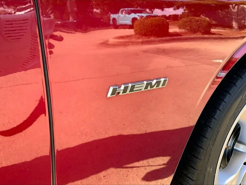 2018 Dodge Challenger 3rd Gen - Image 7 of 19