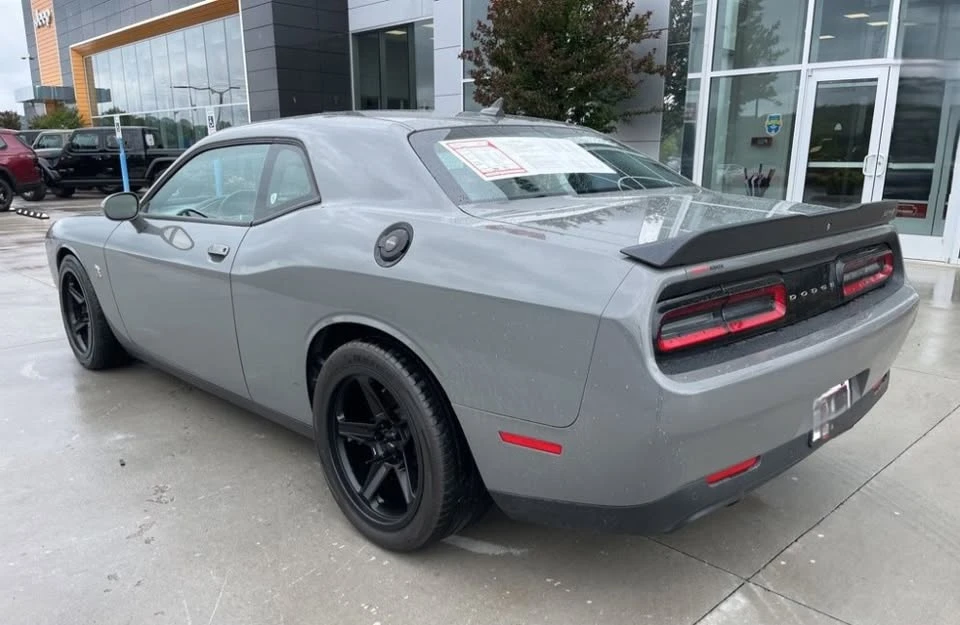 2018 Dodge Challenger SRT8 & 392 3rd Gen - Image 5 of 18