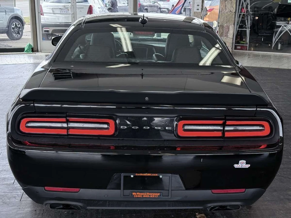 2018 Dodge Challenger SRT8 & 392 3rd Gen - Image 15 of 21