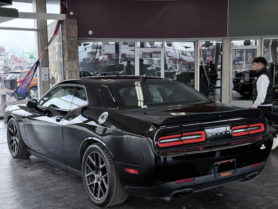 2018 Dodge Challenger SRT8 & 392 3rd Gen - Image 14 of 31