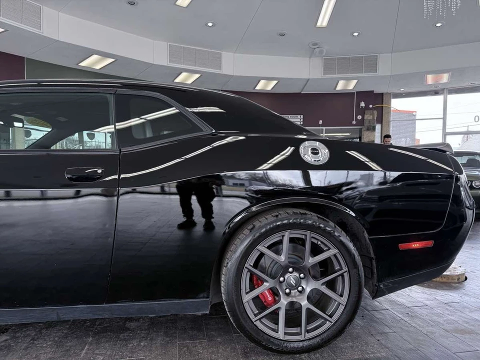 2018 Dodge Challenger SRT8 & 392 3rd Gen - Image 23 of 31