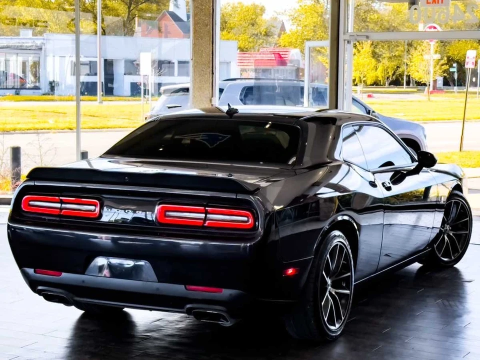 2018 Dodge Challenger SRT8 & 392 3rd Gen - Image 17 of 21