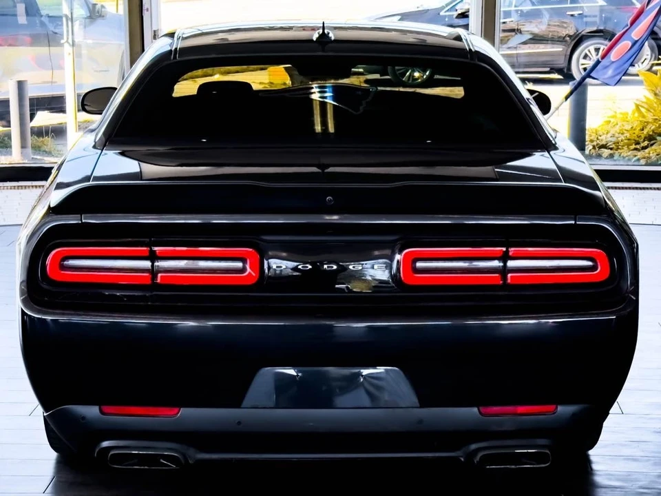 2018 Dodge Challenger SRT8 & 392 3rd Gen - Image 16 of 21