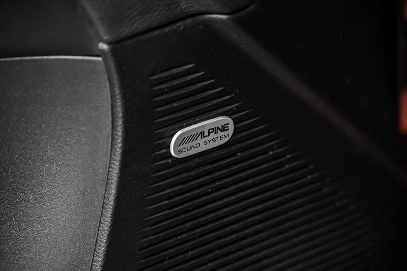 2018 Dodge Challenger SRT8 & 392 3rd Gen - Image 16 of 31