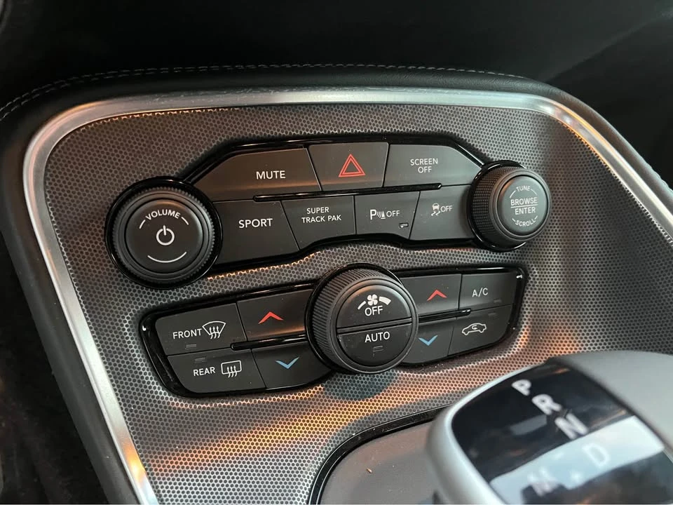 2018 Dodge Challenger SRT8 & 392 3rd Gen - Image 9 of 10