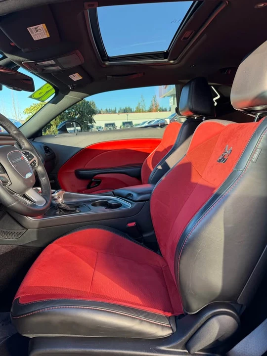 2018 Dodge Challenger SRT8 & 392 3rd Gen - Image 9 of 14