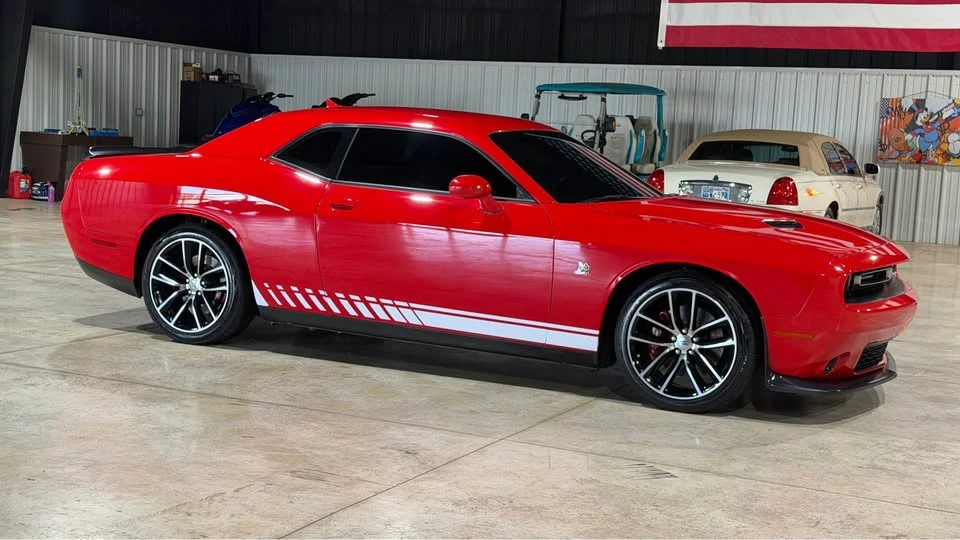 2018 Dodge Challenger SRT8 & 392 3rd Gen - Image 9 of 19