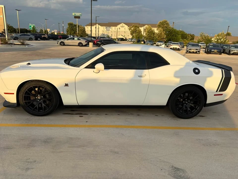 2018 Dodge Challenger SRT8 & 392 3rd Gen - Image 2 of 9