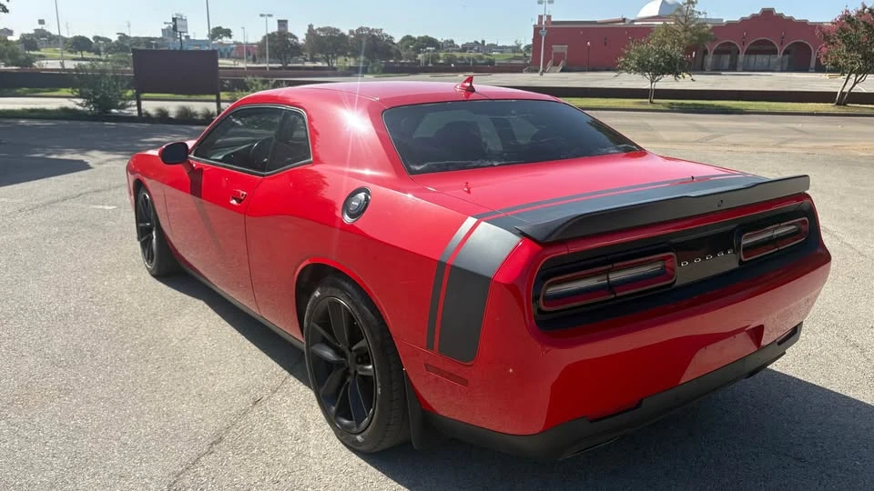 2018 Dodge Challenger SRT8 & 392 3rd Gen - Image 2 of 10