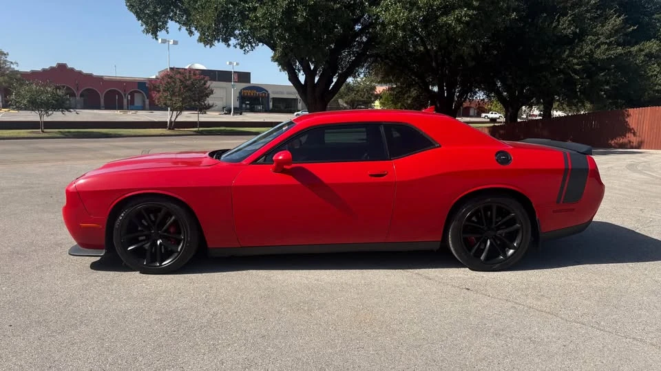 2018 Dodge Challenger SRT8 & 392 3rd Gen - Image 4 of 10