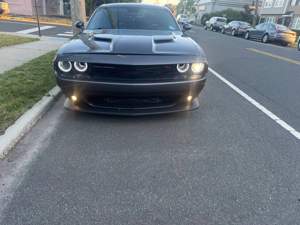 2018 Dodge Challenger SRT8 & 392 3rd Gen - Image 9 of 16