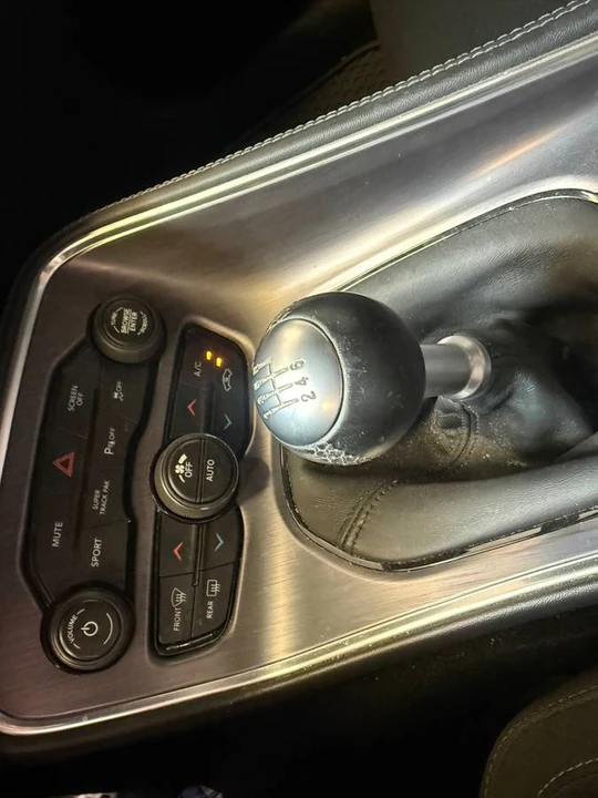 2018 Dodge Challenger 3rd Gen - Image 13 of 14
