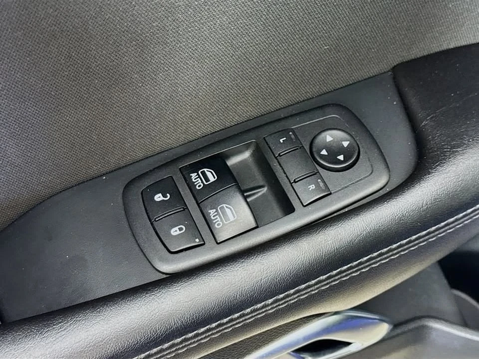 2018 Dodge Challenger 3rd Gen - Image 17 of 20