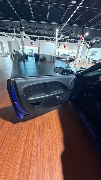 2018 Dodge Challenger - Image 9 of 14
