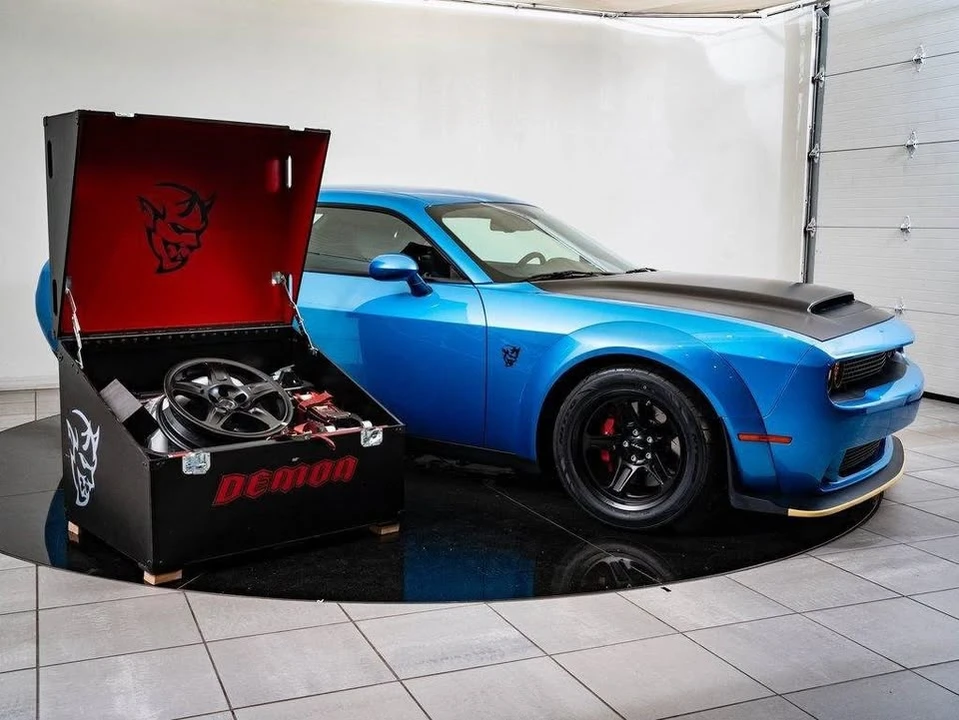 2018 Dodge Challenger SRT8 & 392 3rd Gen - Image 8 of 8